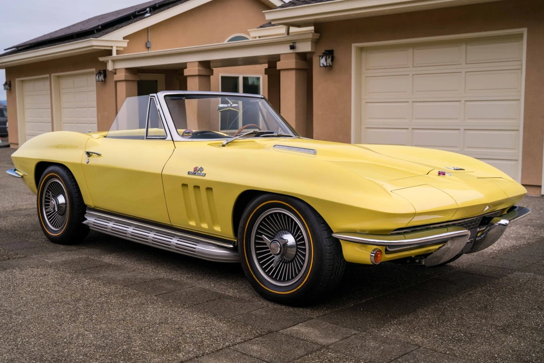 1966 Chevrolet Corvette C2 - Image 10 of 31