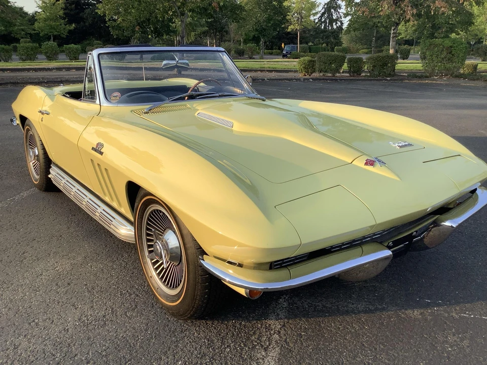 1966 Chevrolet Corvette C2 - Image 2 of 31
