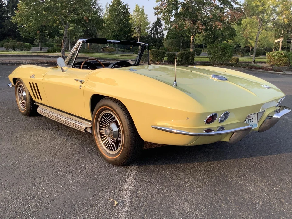1966 Chevrolet Corvette C2 - Image 13 of 31