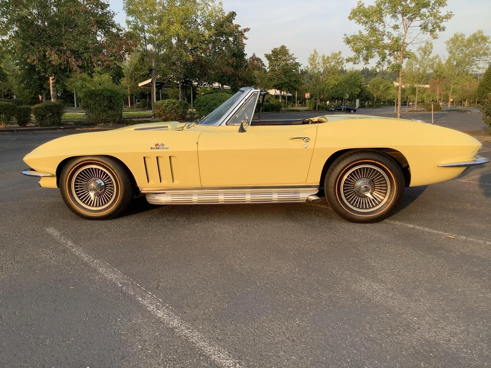 1966 Chevrolet Corvette C2 - Image 17 of 31