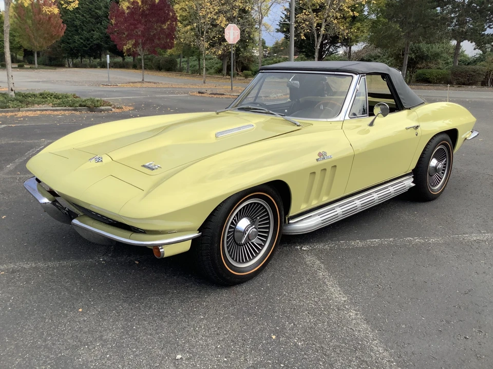 1966 Chevrolet Corvette C2 - Image 24 of 31