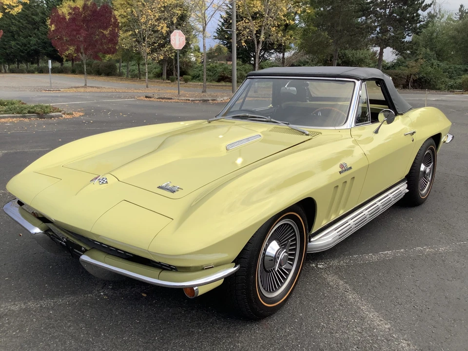 1966 Chevrolet Corvette C2 - Image 26 of 31