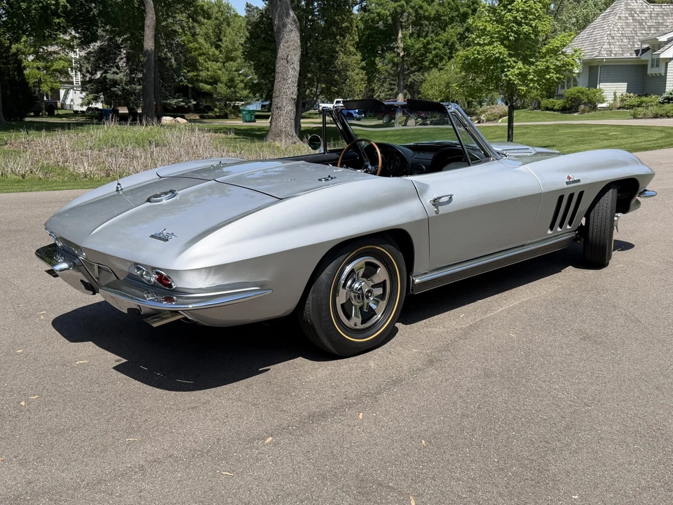 1966 Chevrolet Corvette C2 427 - Image 8 of 31