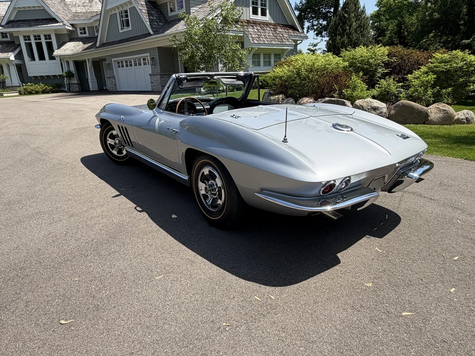1966 Chevrolet Corvette C2 427 - Image 13 of 31