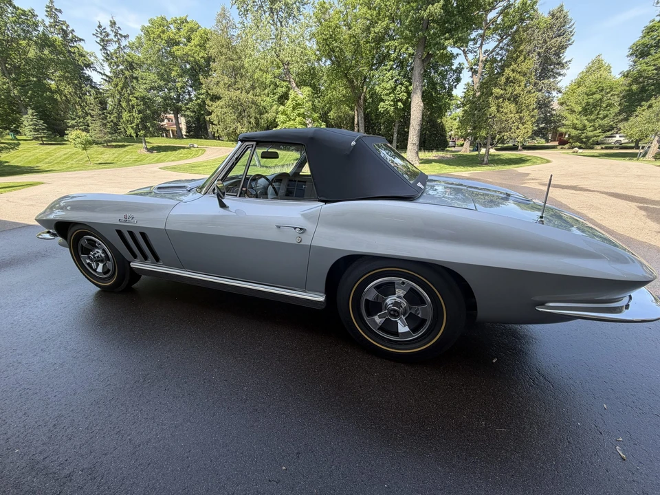 1966 Chevrolet Corvette C2 427 - Image 27 of 31