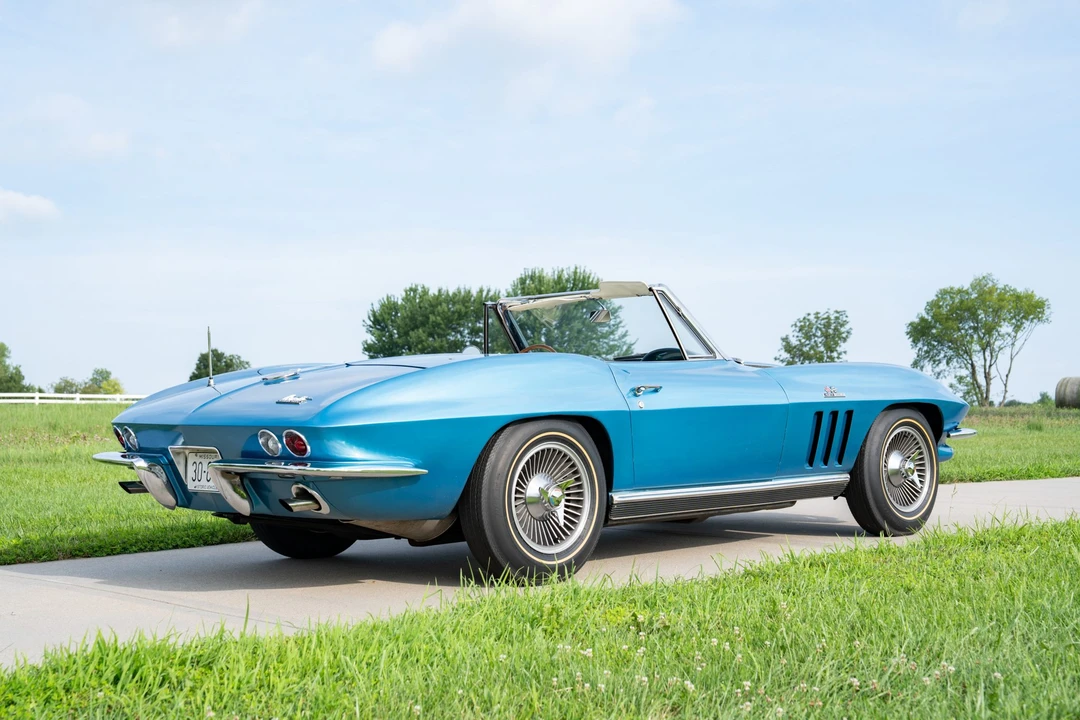 1966 Chevrolet Corvette C2 - Image 9 of 31