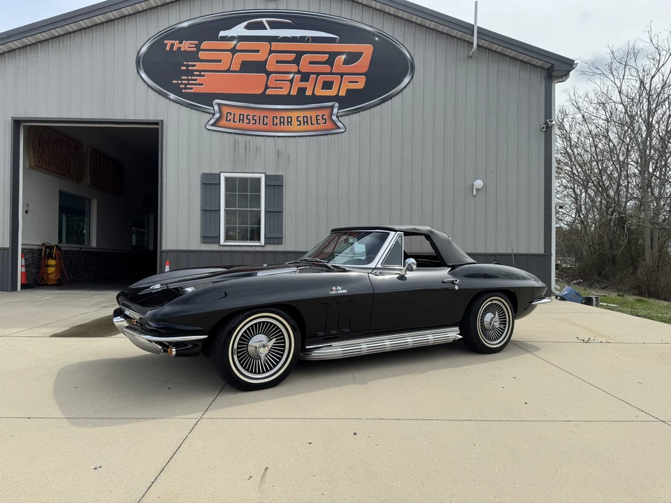 1966 Chevrolet Corvette C2 - Image 4 of 31