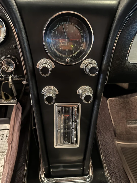 1966 Chevrolet Corvette C2 - Image 28 of 31