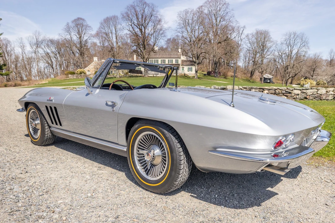 1966 Chevrolet Corvette C2 - Image 8 of 31