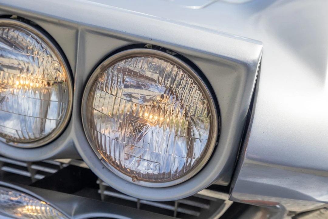 1966 Chevrolet Corvette C2 - Image 19 of 31