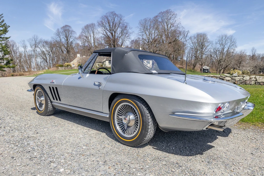 1966 Chevrolet Corvette C2 - Image 15 of 31