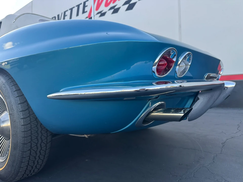 1966 Chevrolet Corvette C2 - Image 13 of 31