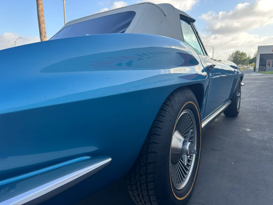 1966 Chevrolet Corvette C2 - Image 23 of 31