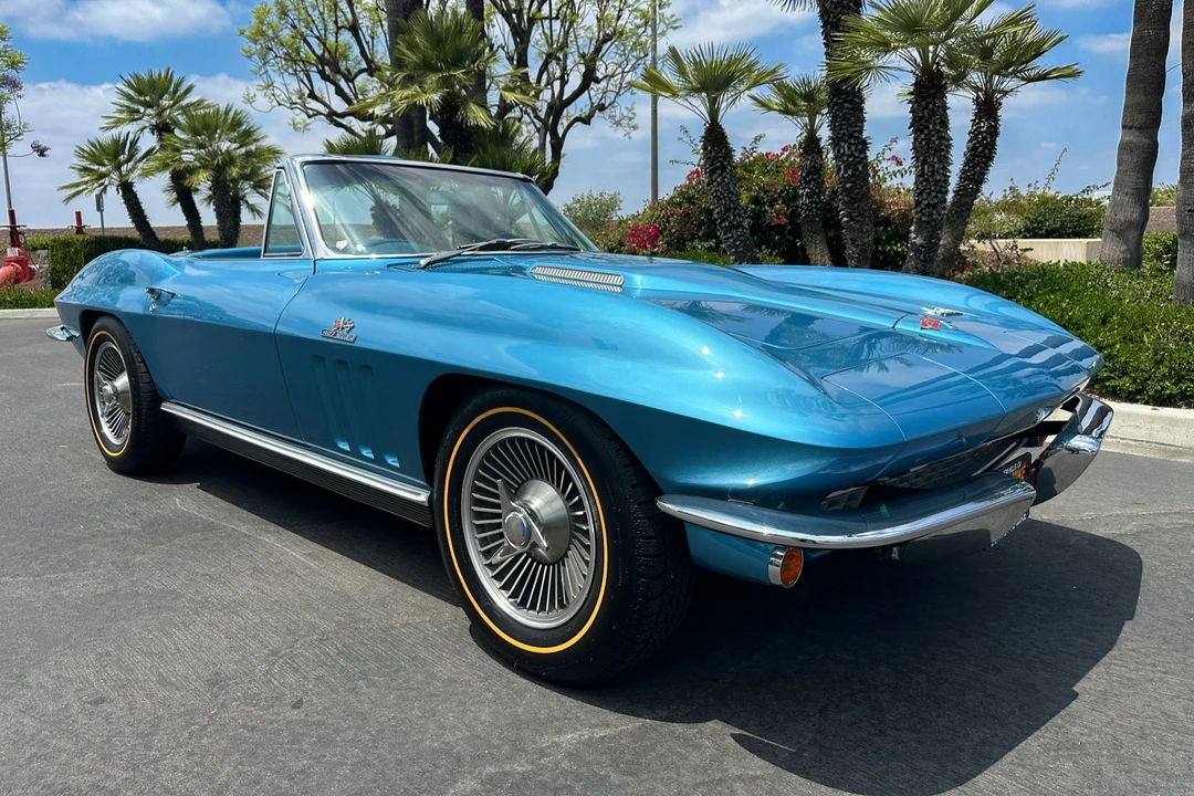 1966 Chevrolet Corvette C2 - Image 1 of 31