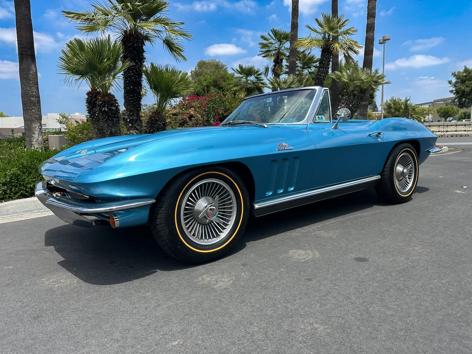 1966 Chevrolet Corvette C2 - Image 9 of 31