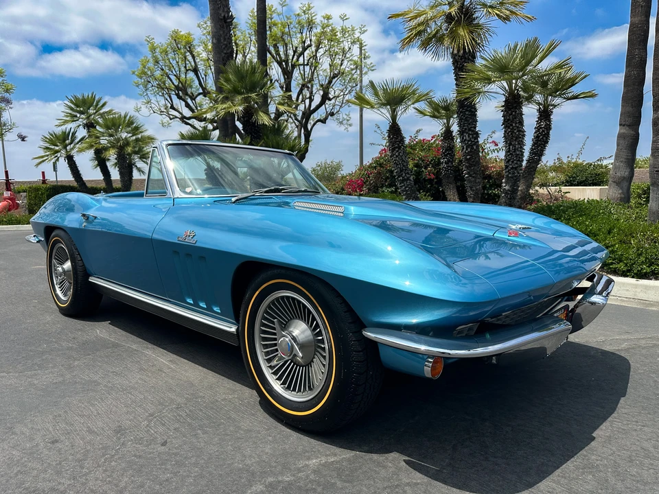 1966 Chevrolet Corvette C2 - Image 5 of 31