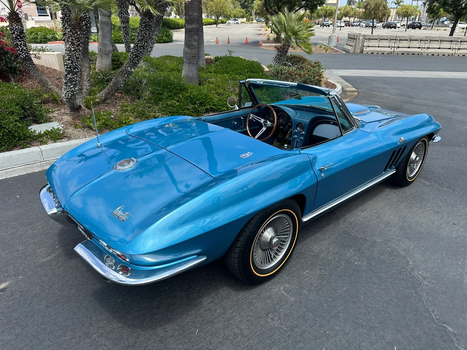 1966 Chevrolet Corvette C2 - Image 7 of 31