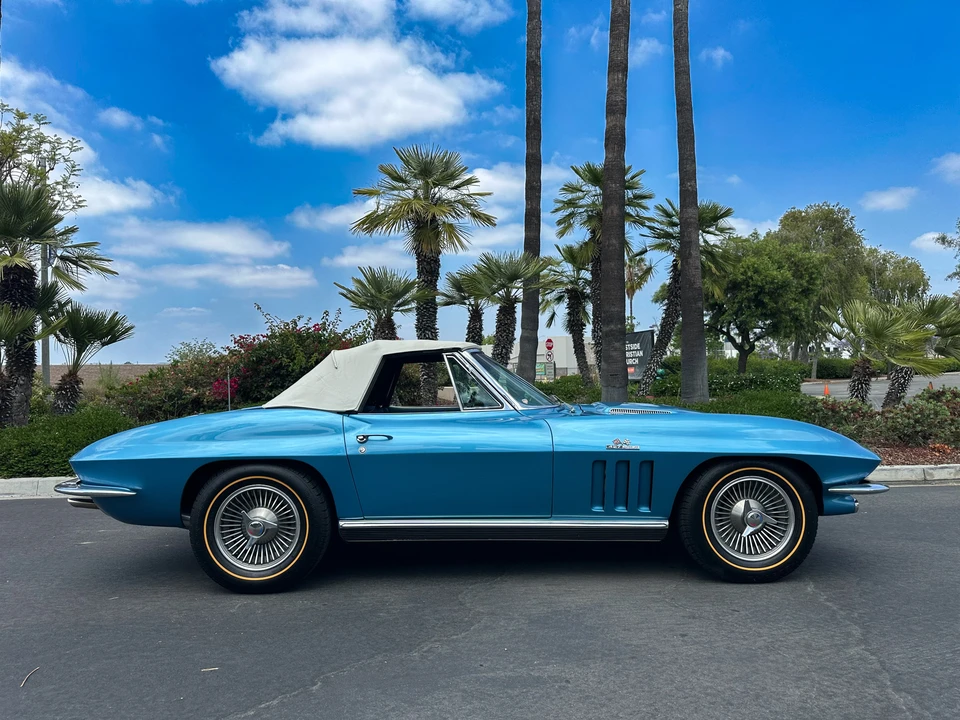 1966 Chevrolet Corvette C2 - Image 12 of 31
