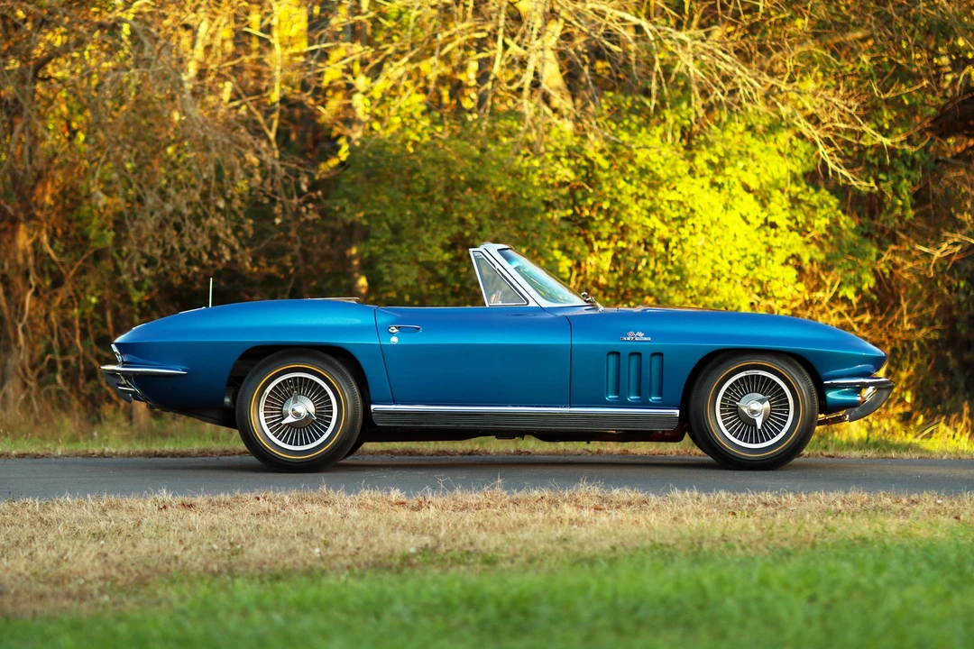 1966 Chevrolet Corvette C2 - Image 14 of 31
