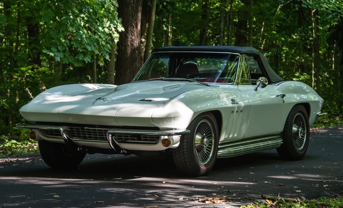 1966 Chevrolet Corvette C2 - Image 20 of 31