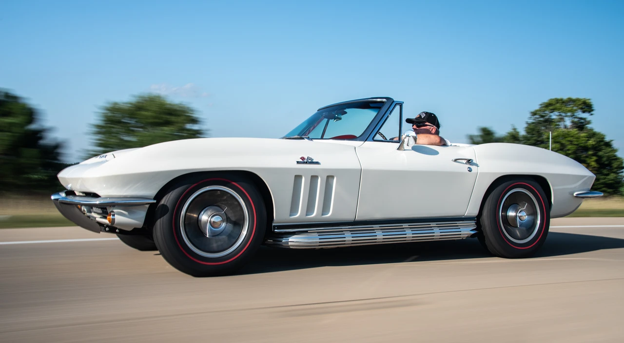 1966 Chevrolet Corvette C2 - Image 30 of 31