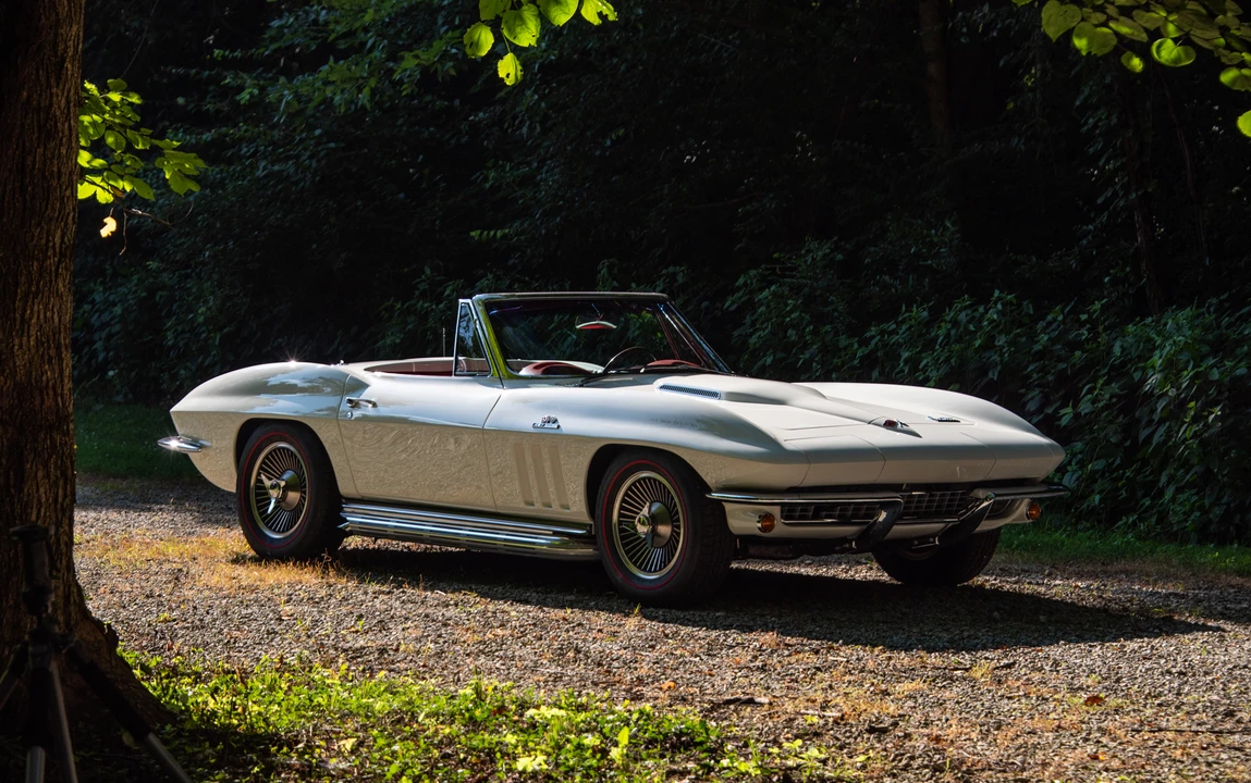 1966 Chevrolet Corvette C2 - Image 13 of 31