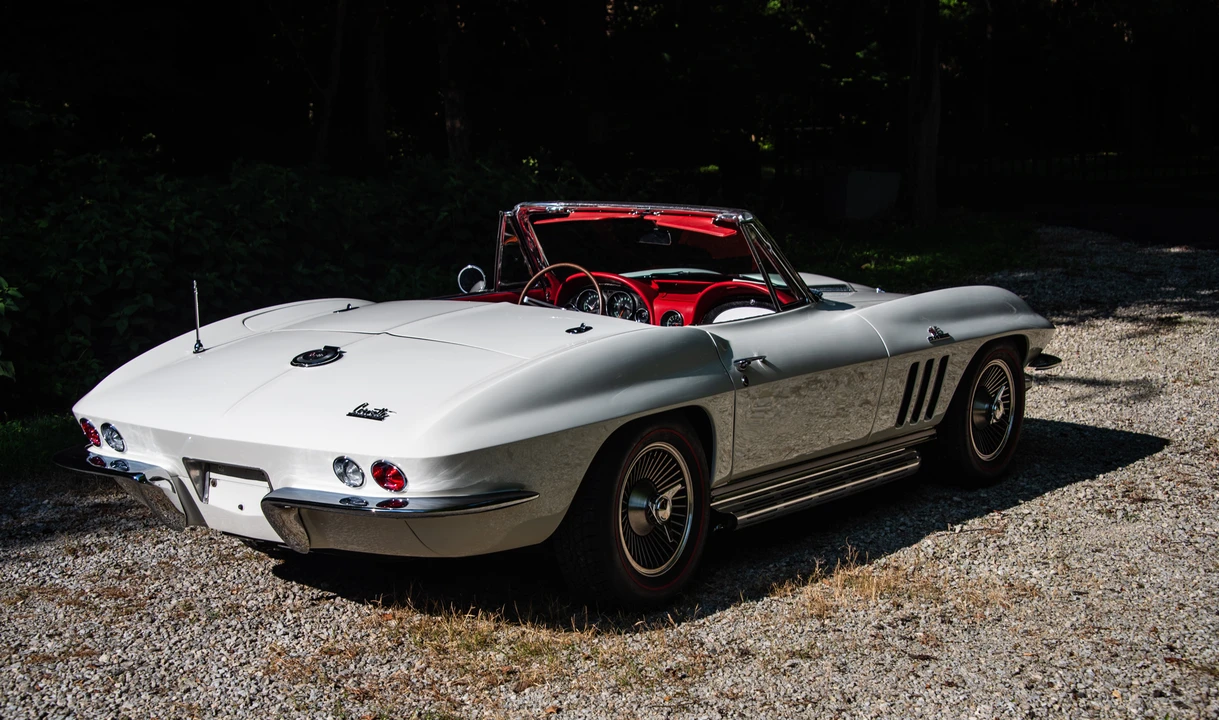 1966 Chevrolet Corvette C2 - Image 10 of 31