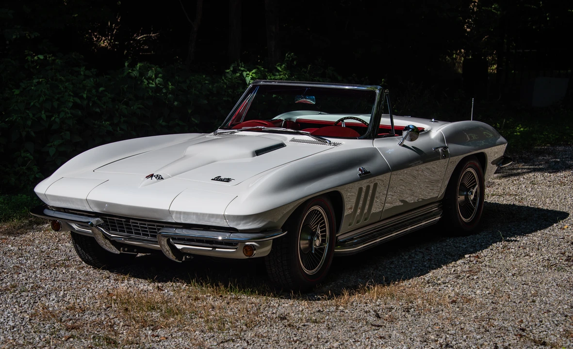 1966 Chevrolet Corvette C2 - Image 4 of 31