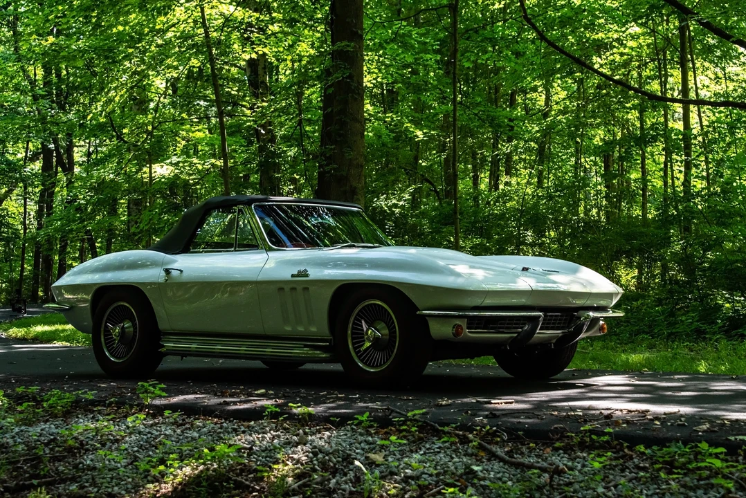 1966 Chevrolet Corvette C2 - Image 23 of 31