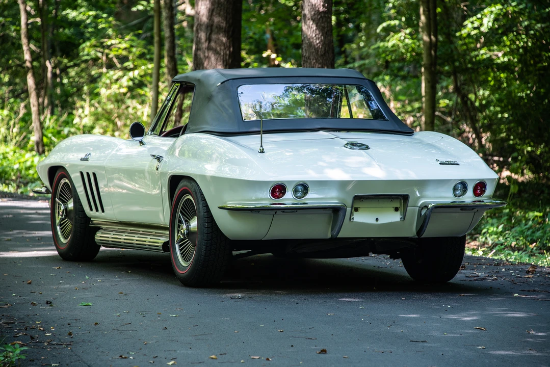 1966 Chevrolet Corvette C2 - Image 22 of 31