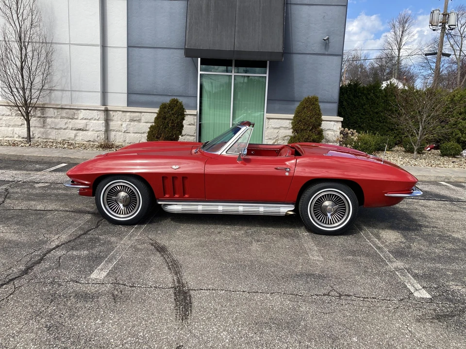 1966 Chevrolet Corvette C2 - Image 5 of 31