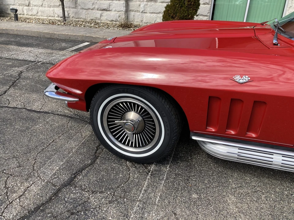 1966 Chevrolet Corvette C2 - Image 24 of 31