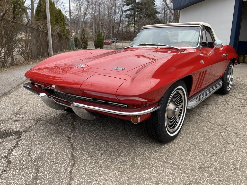 1966 Chevrolet Corvette C2 - Image 18 of 31