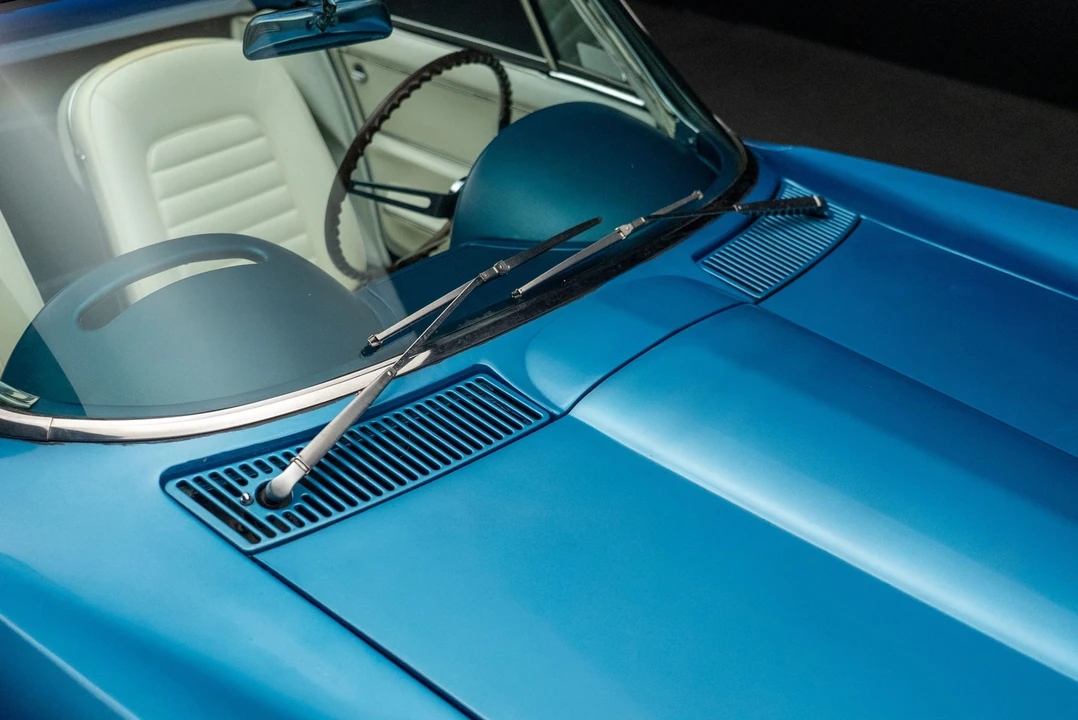1966 Chevrolet Corvette C2 - Image 30 of 31