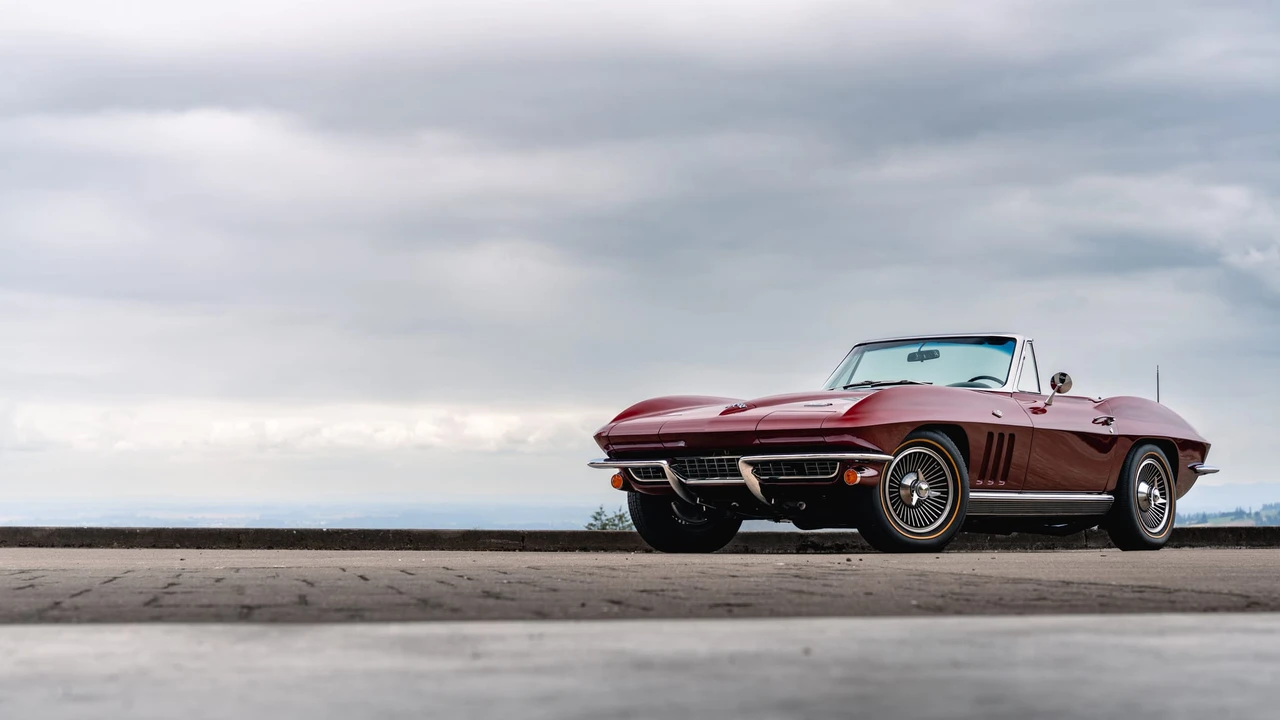 1966 Chevrolet Corvette C2 - Image 3 of 31