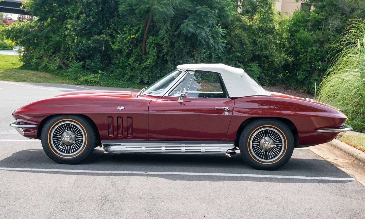 1966 Chevrolet Corvette C2 - Image 27 of 31