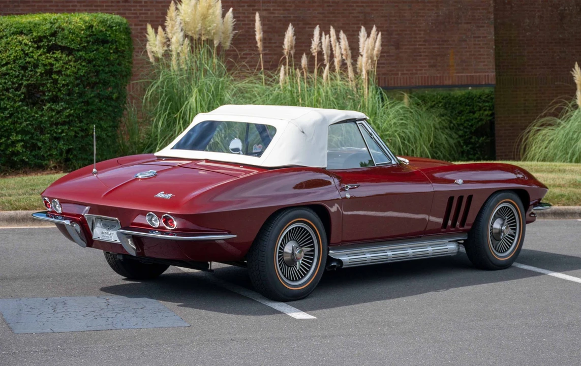 1966 Chevrolet Corvette C2 - Image 25 of 31