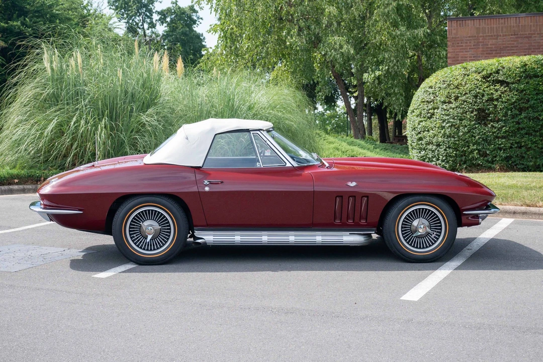 1966 Chevrolet Corvette C2 - Image 23 of 31