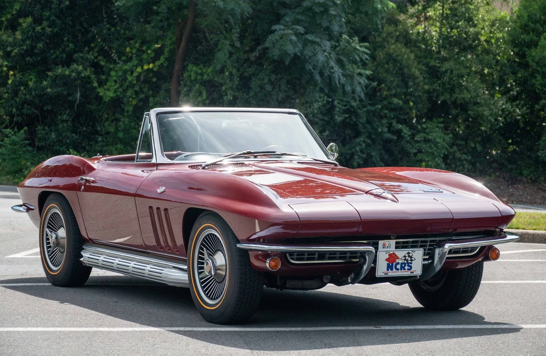 1966 Chevrolet Corvette C2 - Image 2 of 31