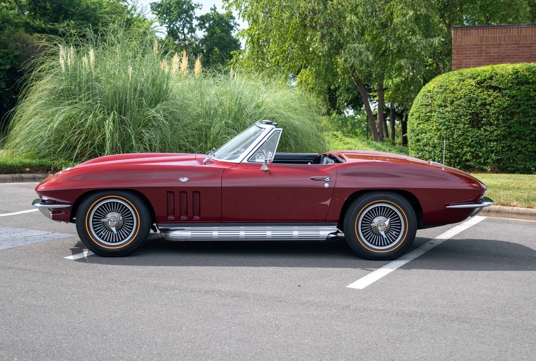 1966 Chevrolet Corvette C2 - Image 14 of 31