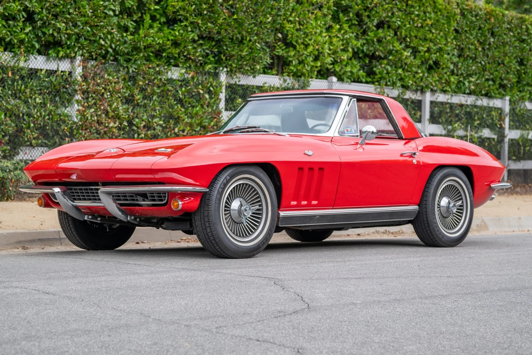 1966 Chevrolet Corvette C2 - Image 18 of 31