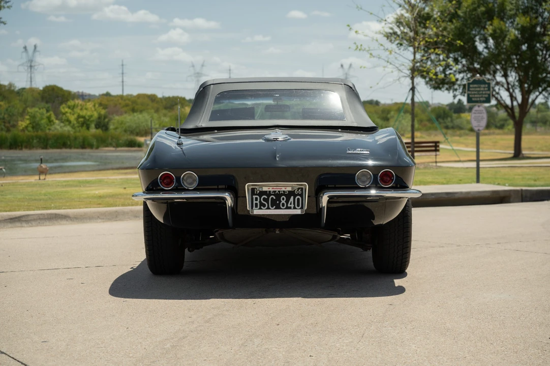 1966 Chevrolet Corvette C2 - Image 27 of 31