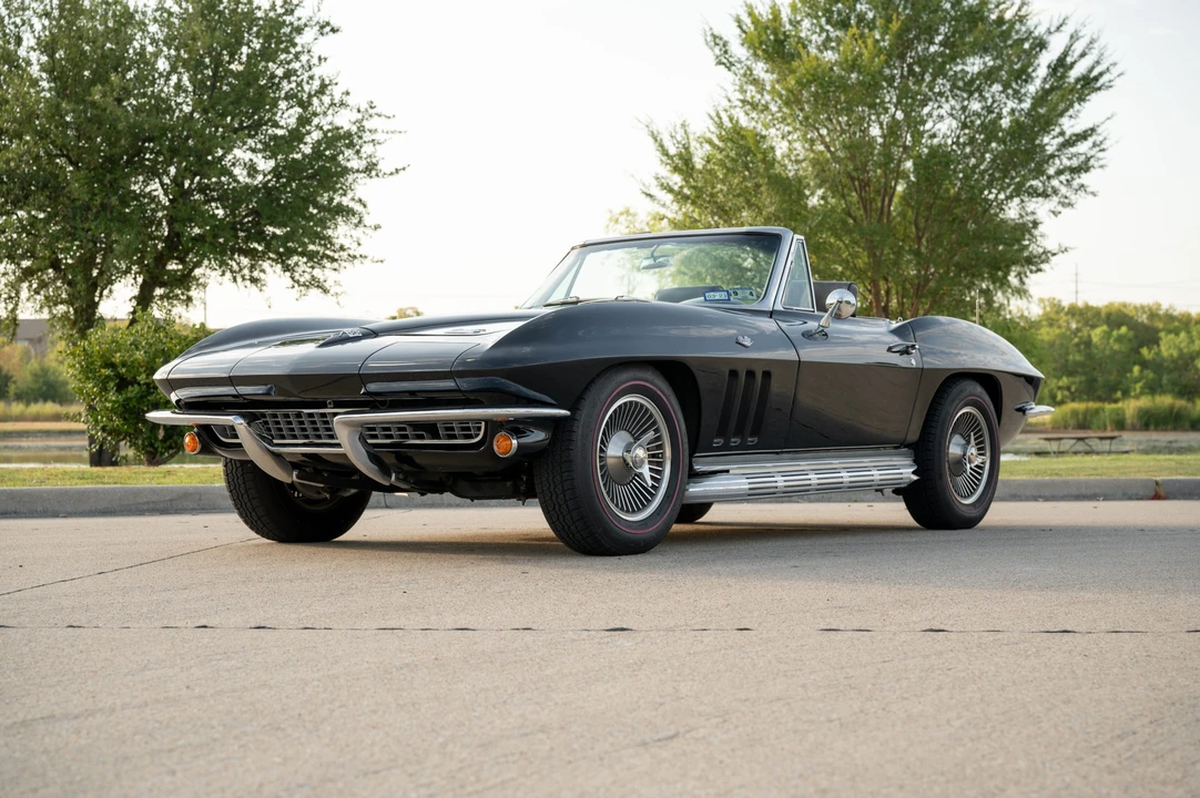 1966 Chevrolet Corvette C2 - Image 2 of 31