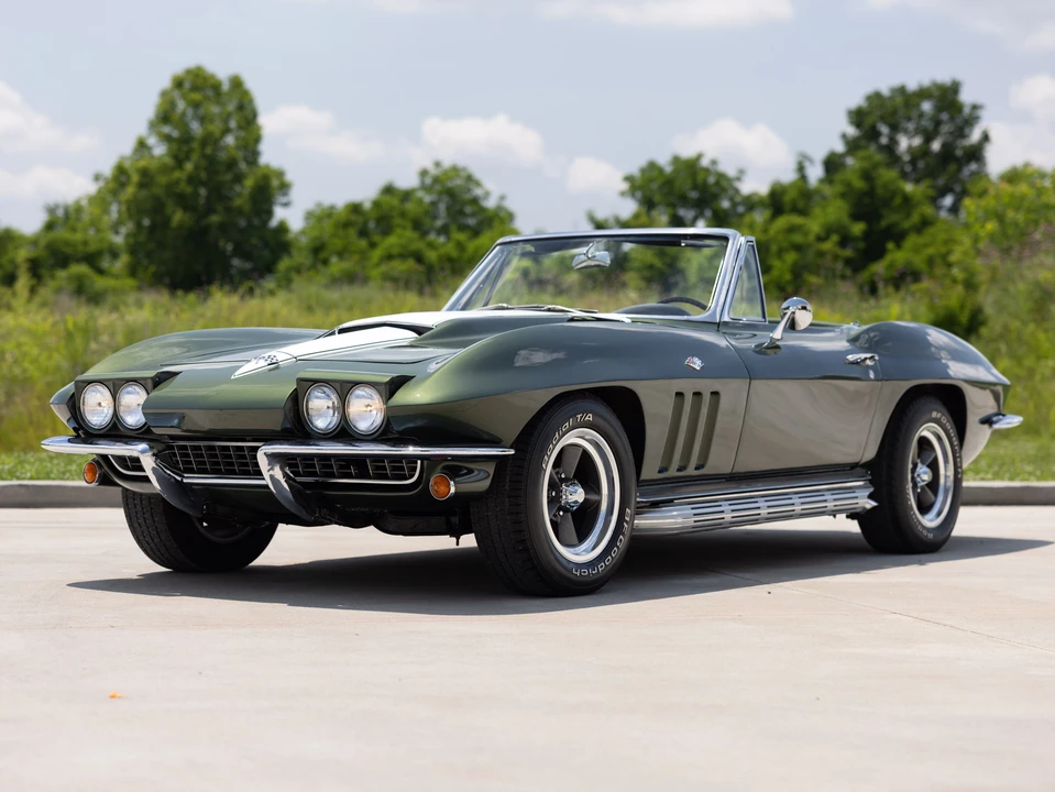 1966 Chevrolet Corvette C2 - Image 17 of 31