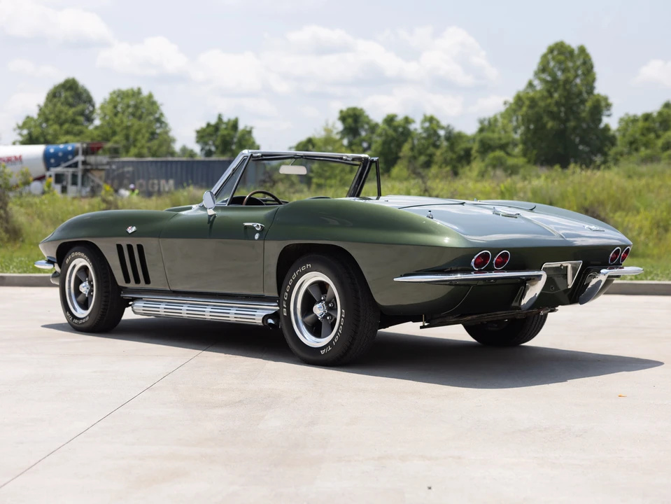 1966 Chevrolet Corvette C2 - Image 14 of 31