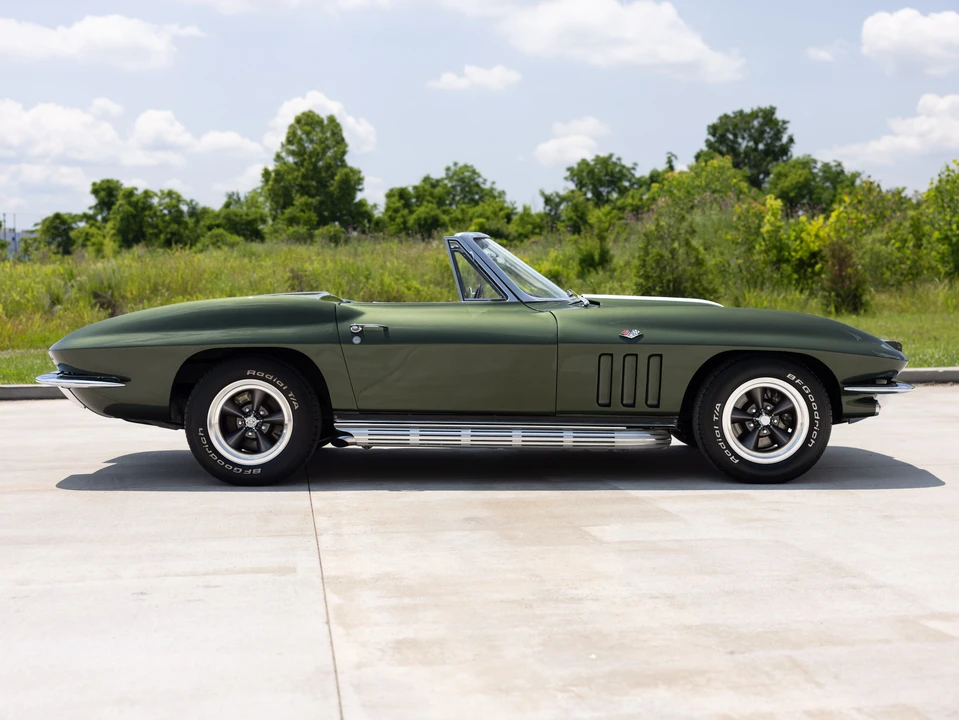 1966 Chevrolet Corvette C2 - Image 8 of 31