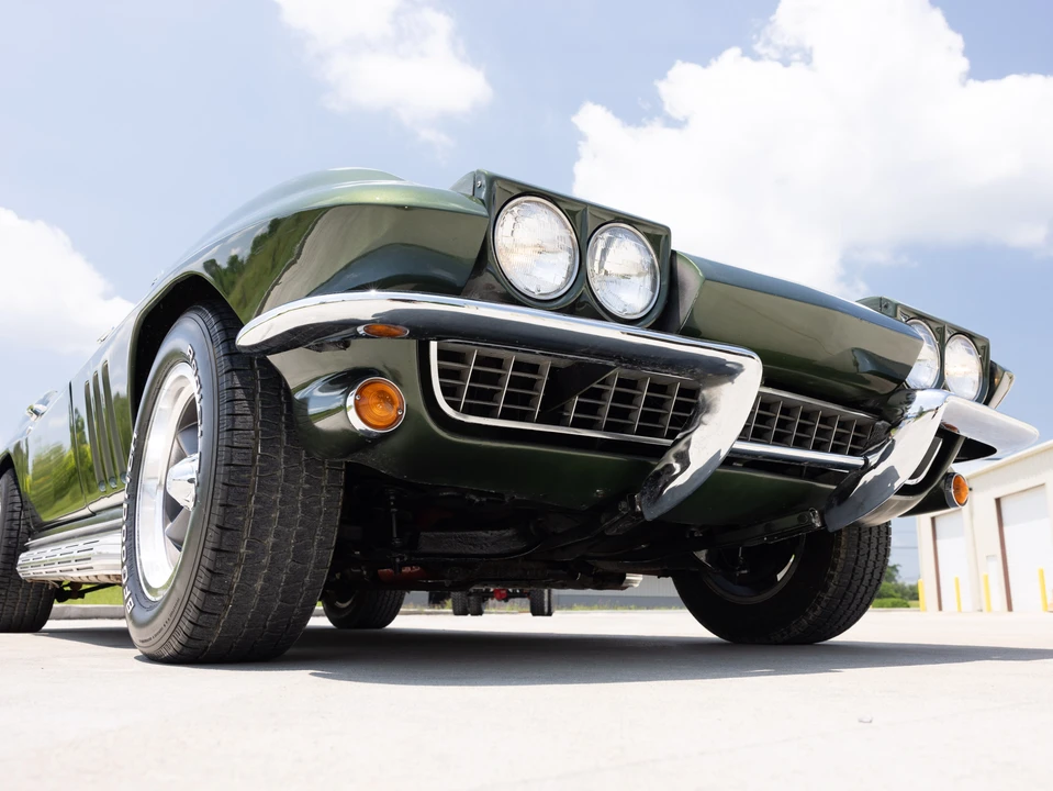 1966 Chevrolet Corvette C2 - Image 30 of 31