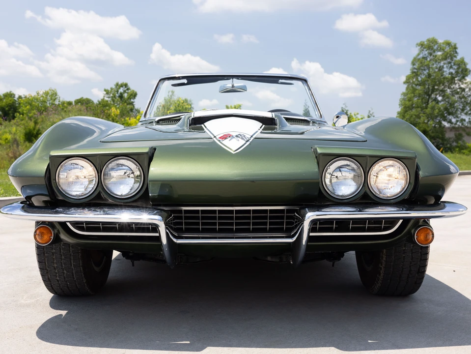 1966 Chevrolet Corvette C2 - Image 19 of 31