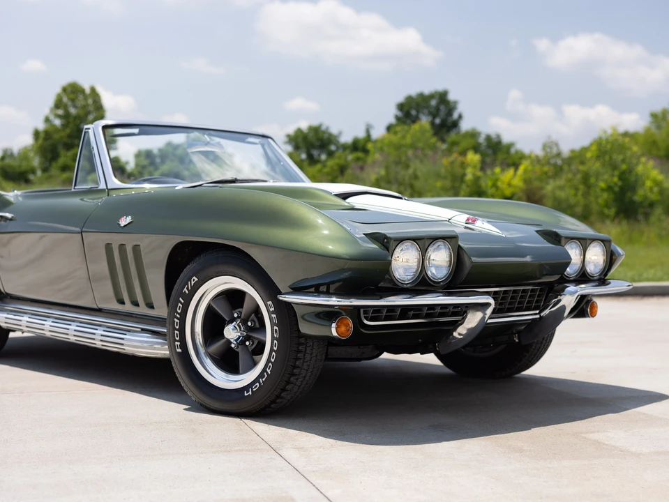 1966 Chevrolet Corvette C2 - Image 23 of 31
