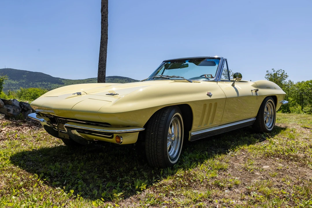 1966 Chevrolet Corvette C2 - Image 8 of 31